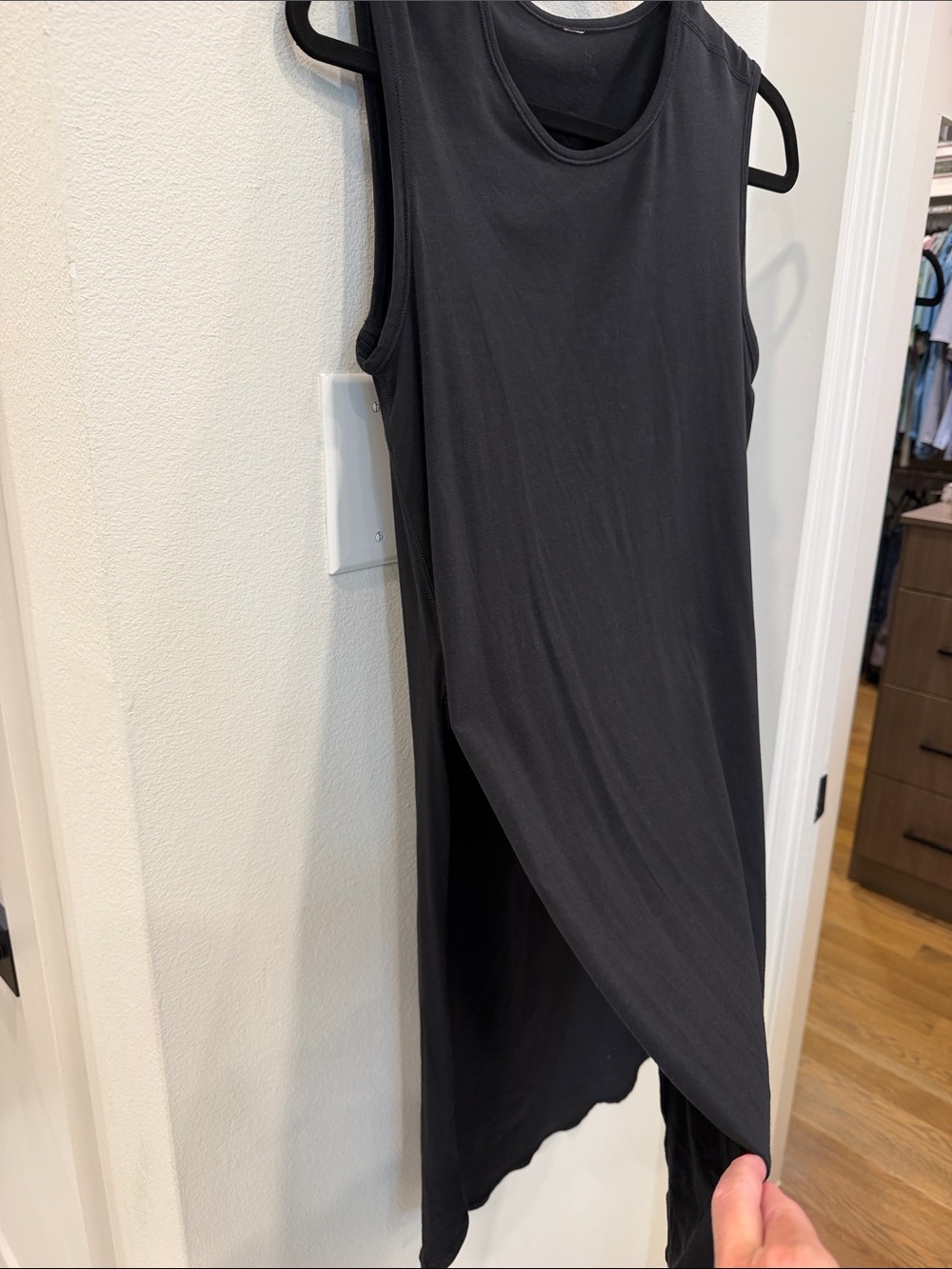 Lululemon Women’s Black Sleeveless Tunic